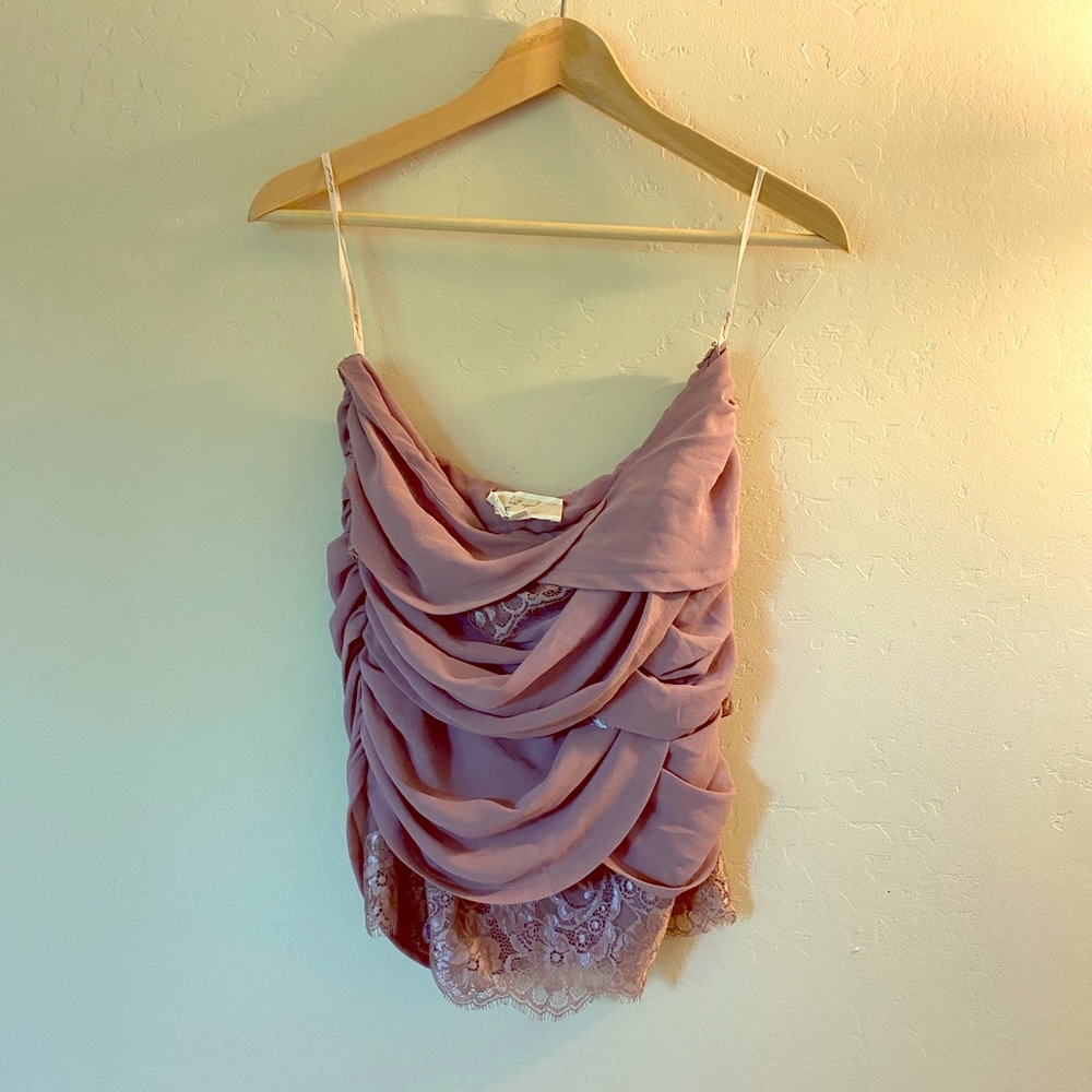 Lost April pretty dressy top